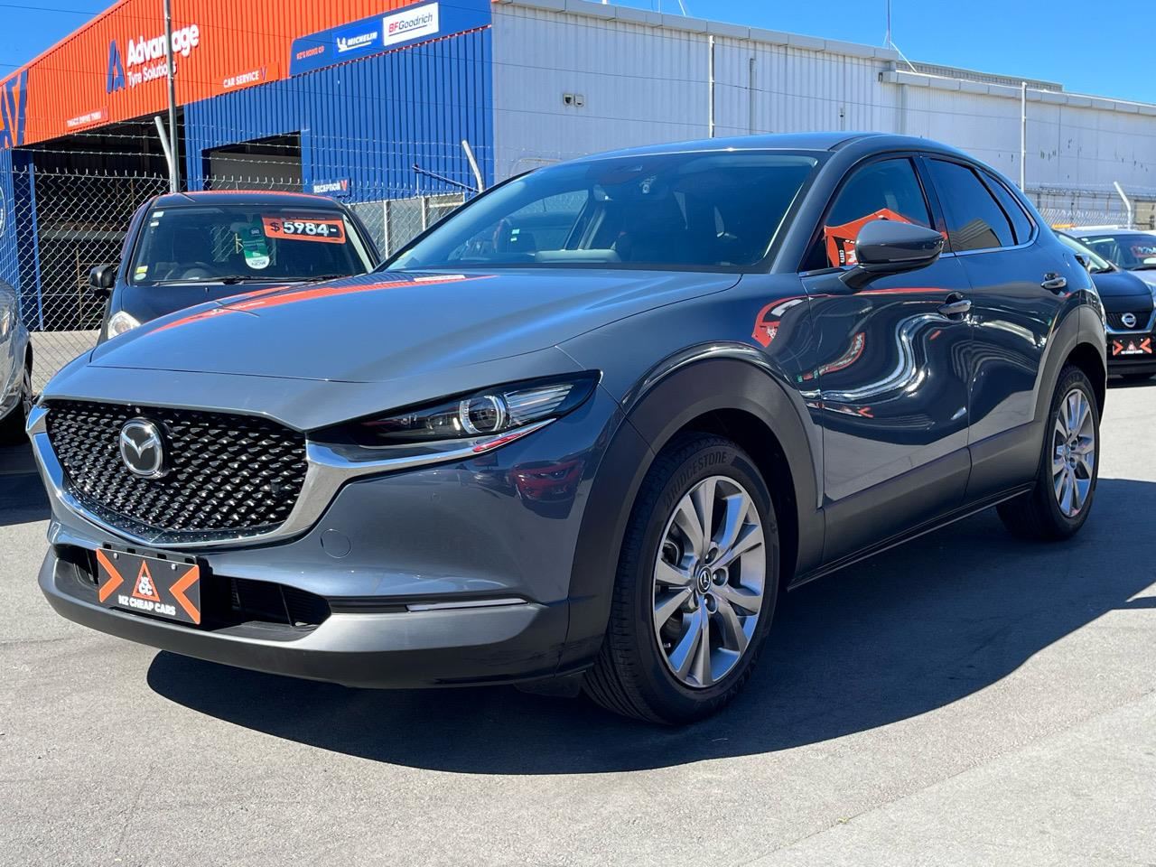 Vehicle image 3