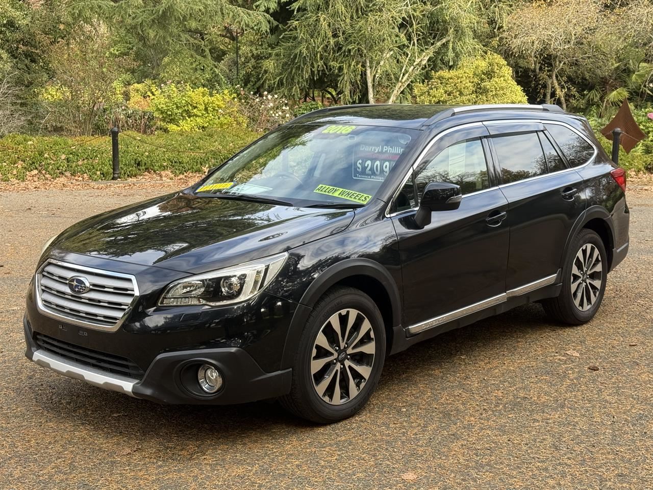Vehicle image 3