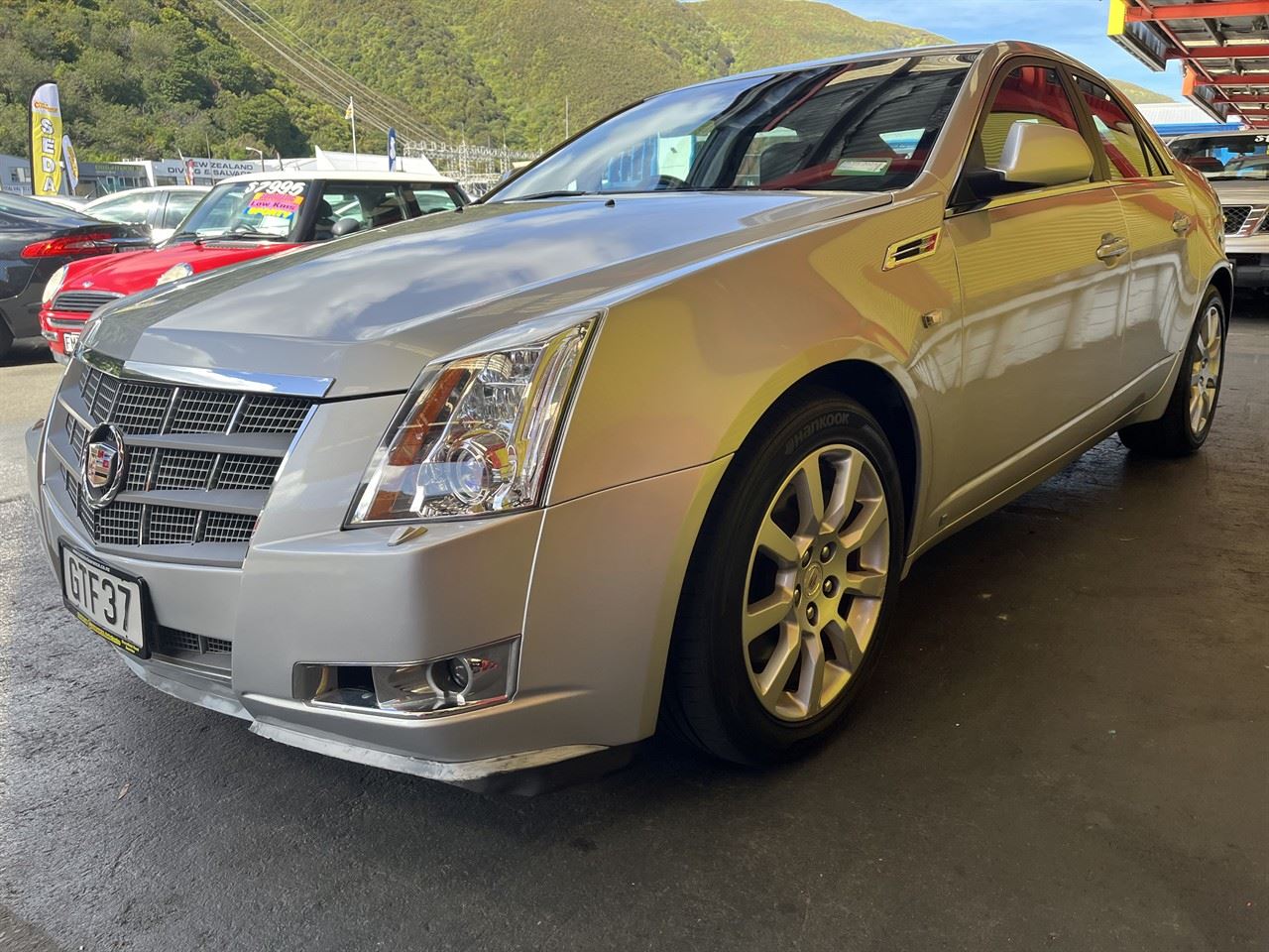 Vehicle image 3