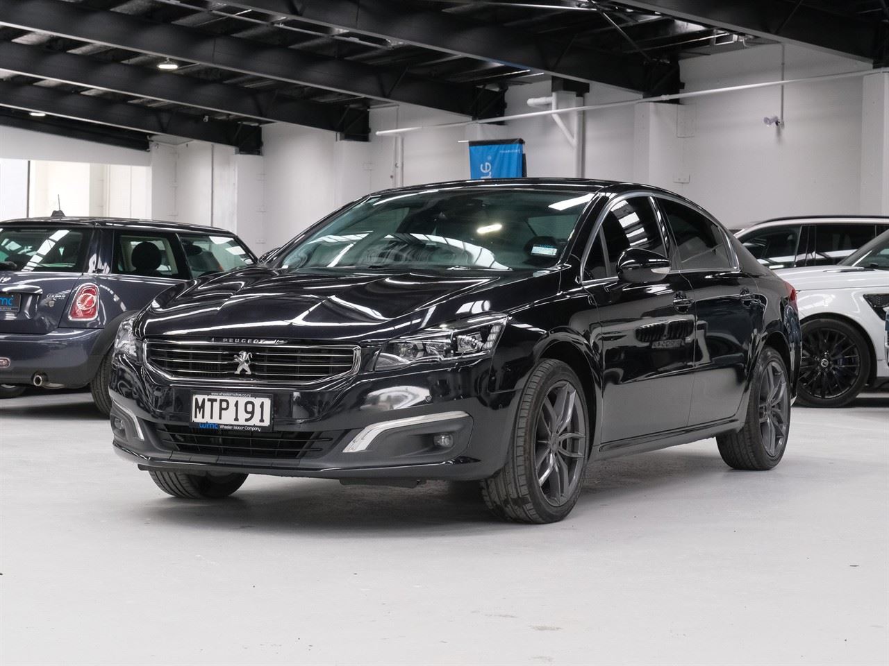 Vehicle image 4