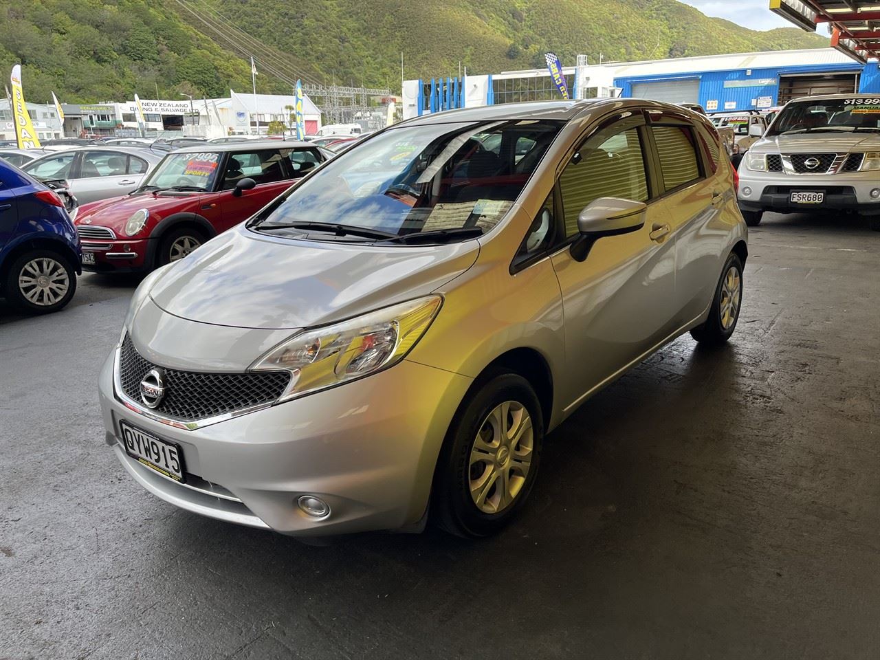 Vehicle image 3