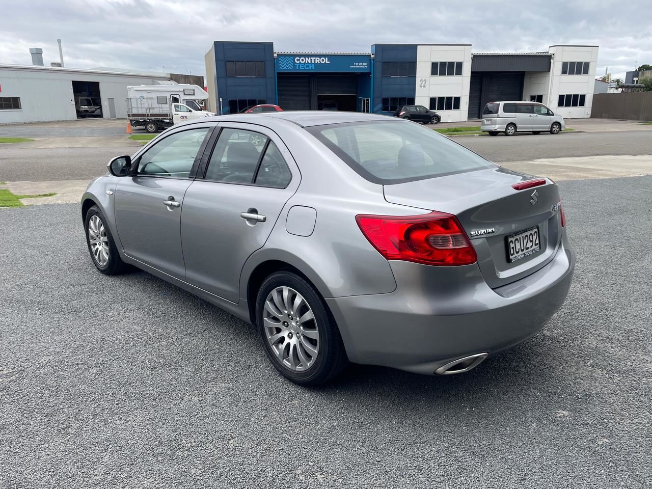Vehicle image 3