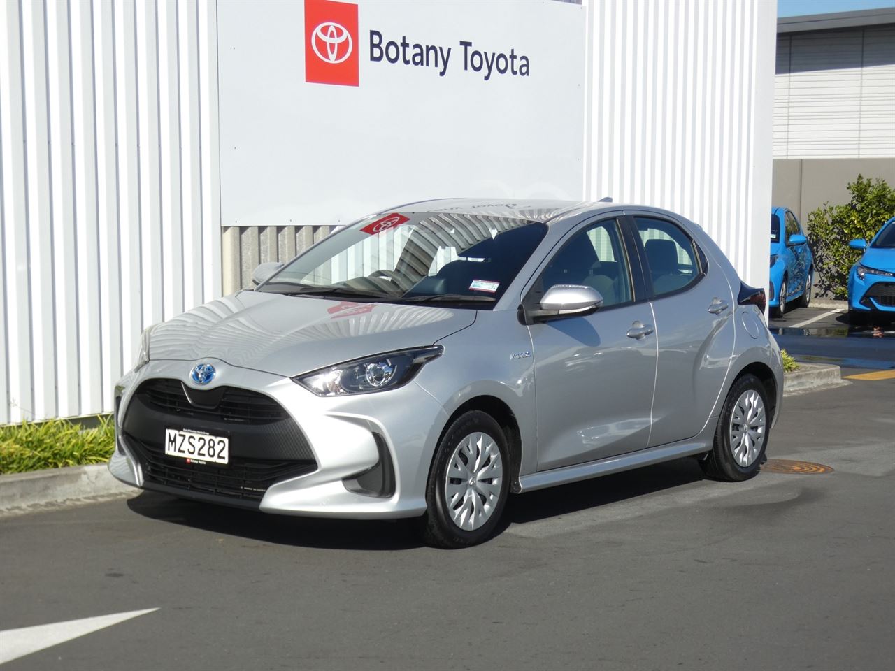 Vehicle image 1