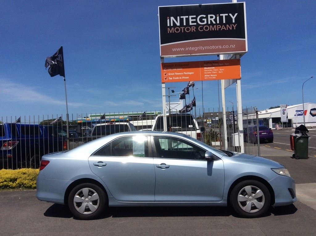 Vehicle image 2