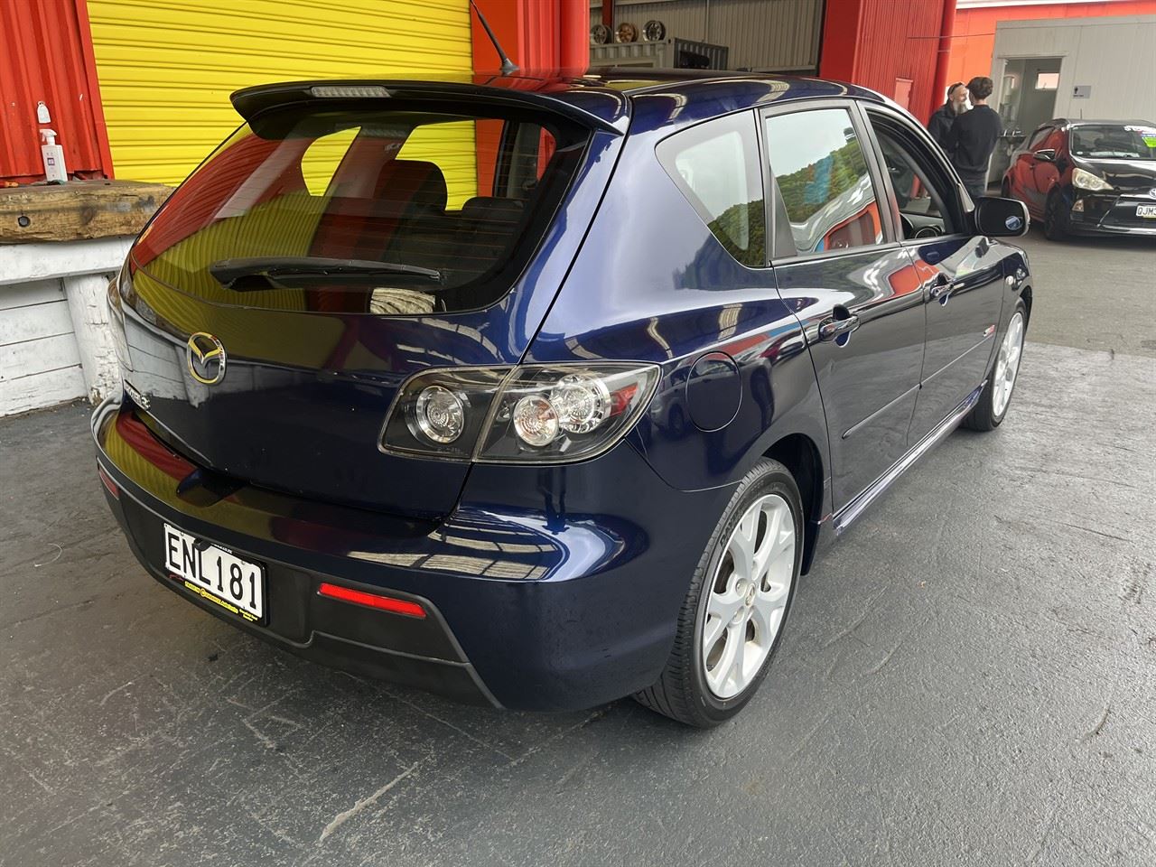 Vehicle image 4