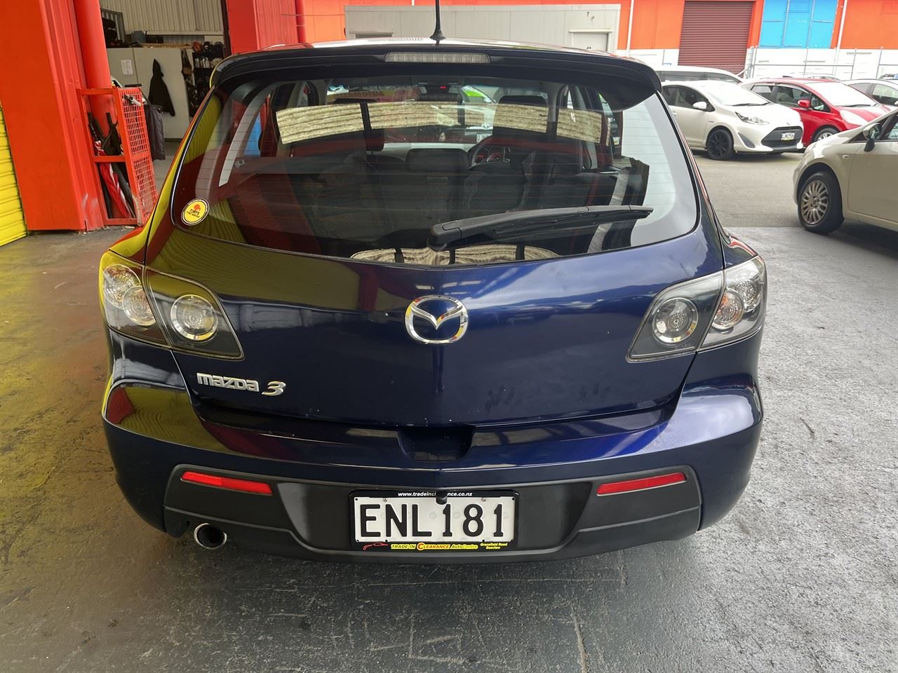 Vehicle image 5