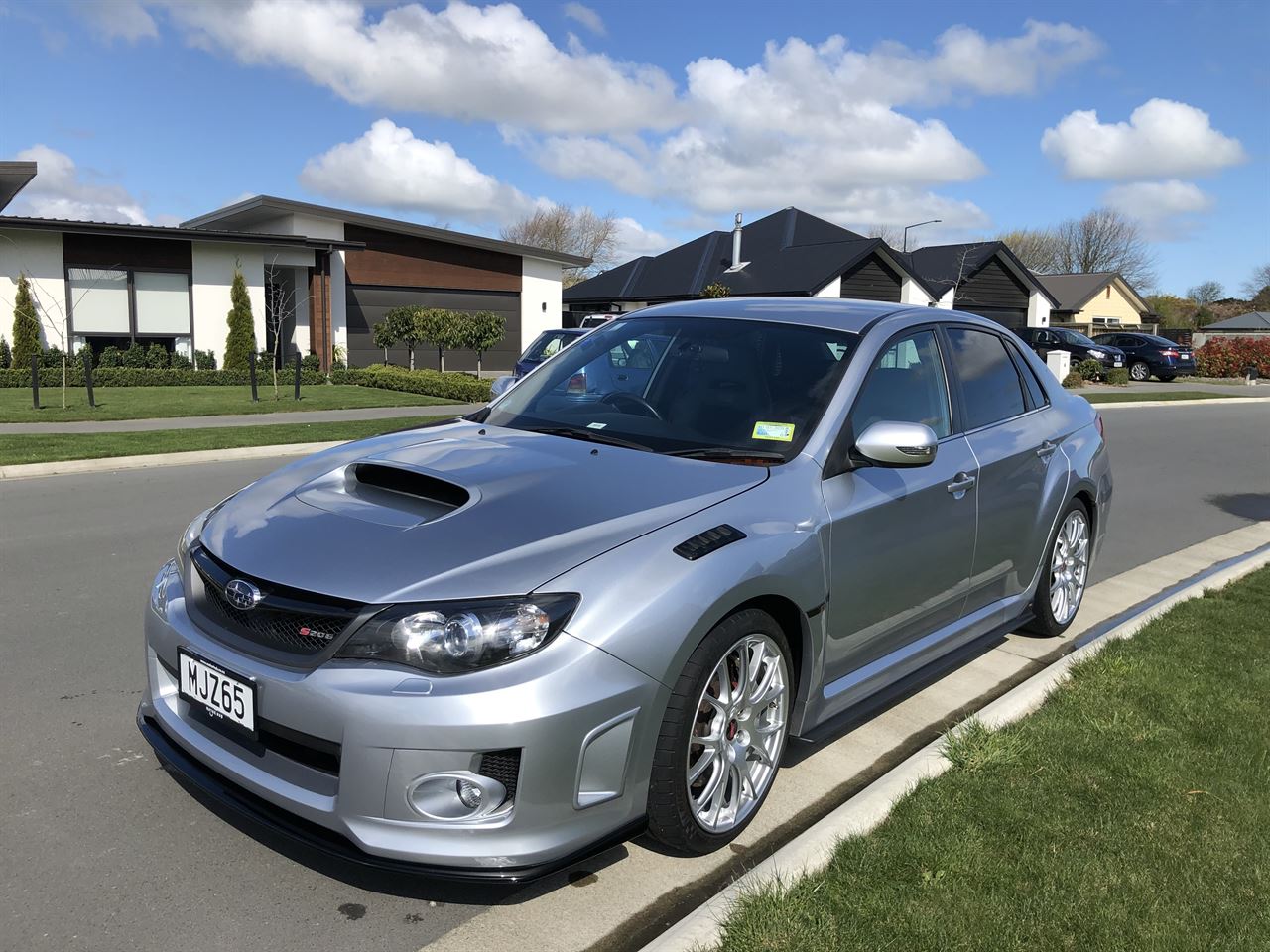 Vehicle image 1