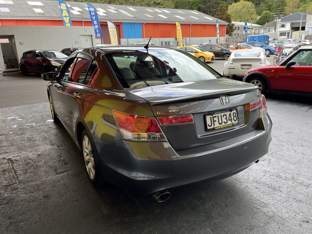 Vehicle image 4