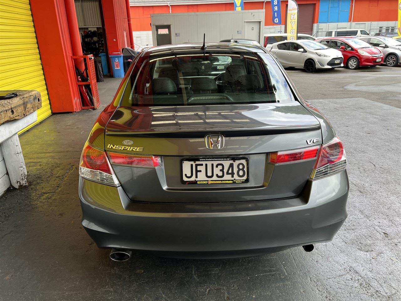 Vehicle image 5