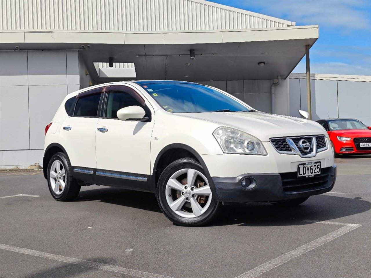 Vehicle image 1