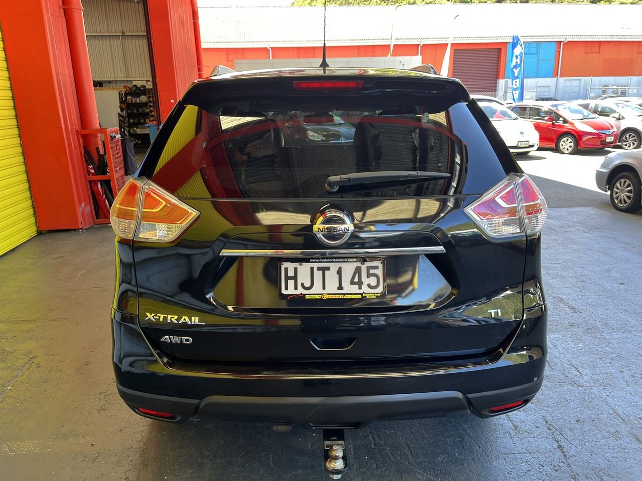 Vehicle image 5