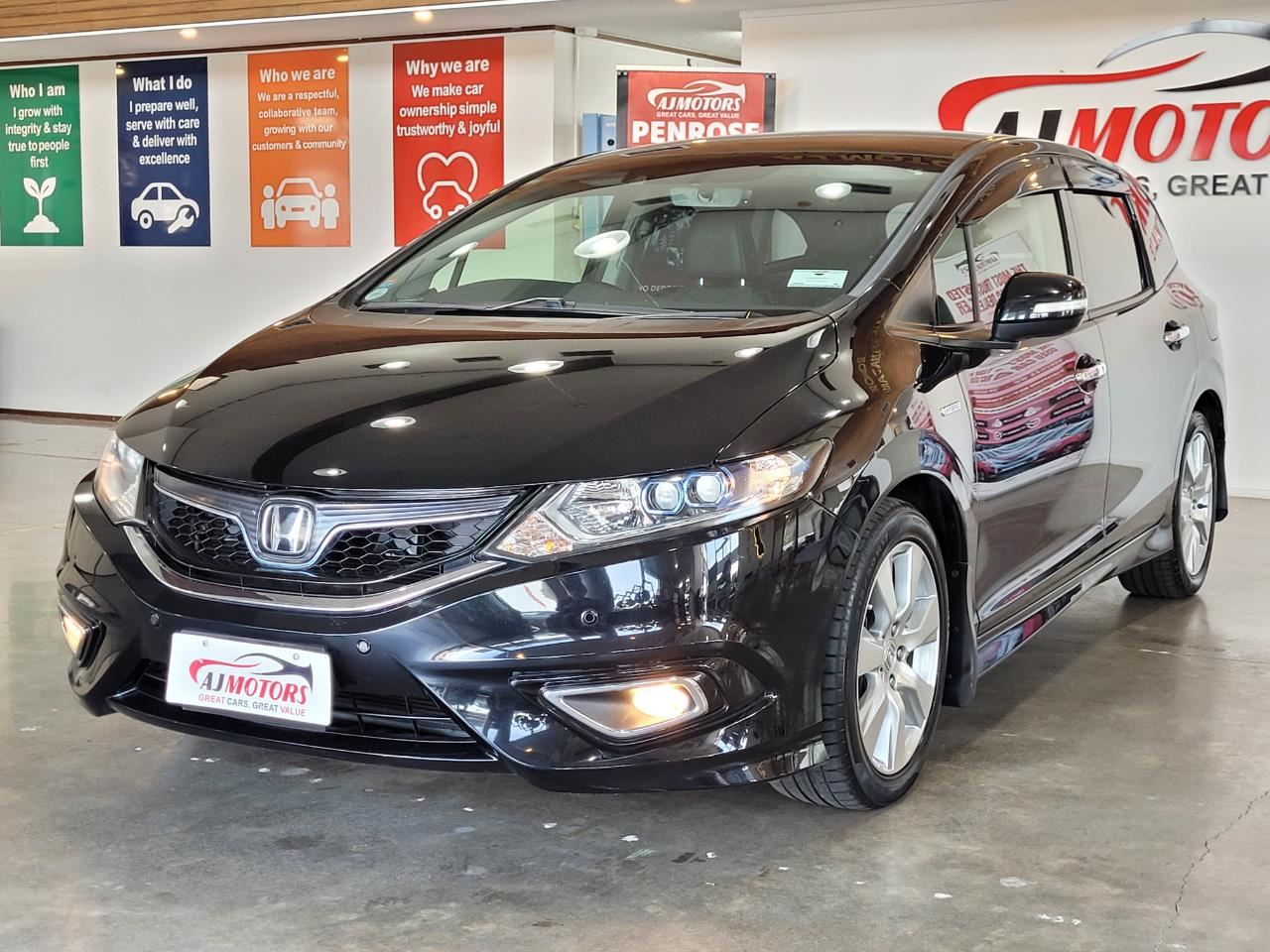 Vehicle image 3