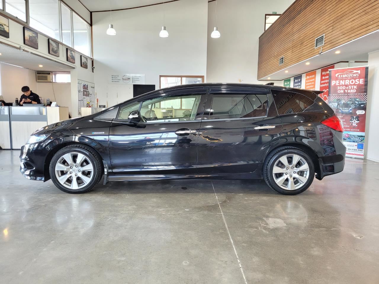 Vehicle image 4