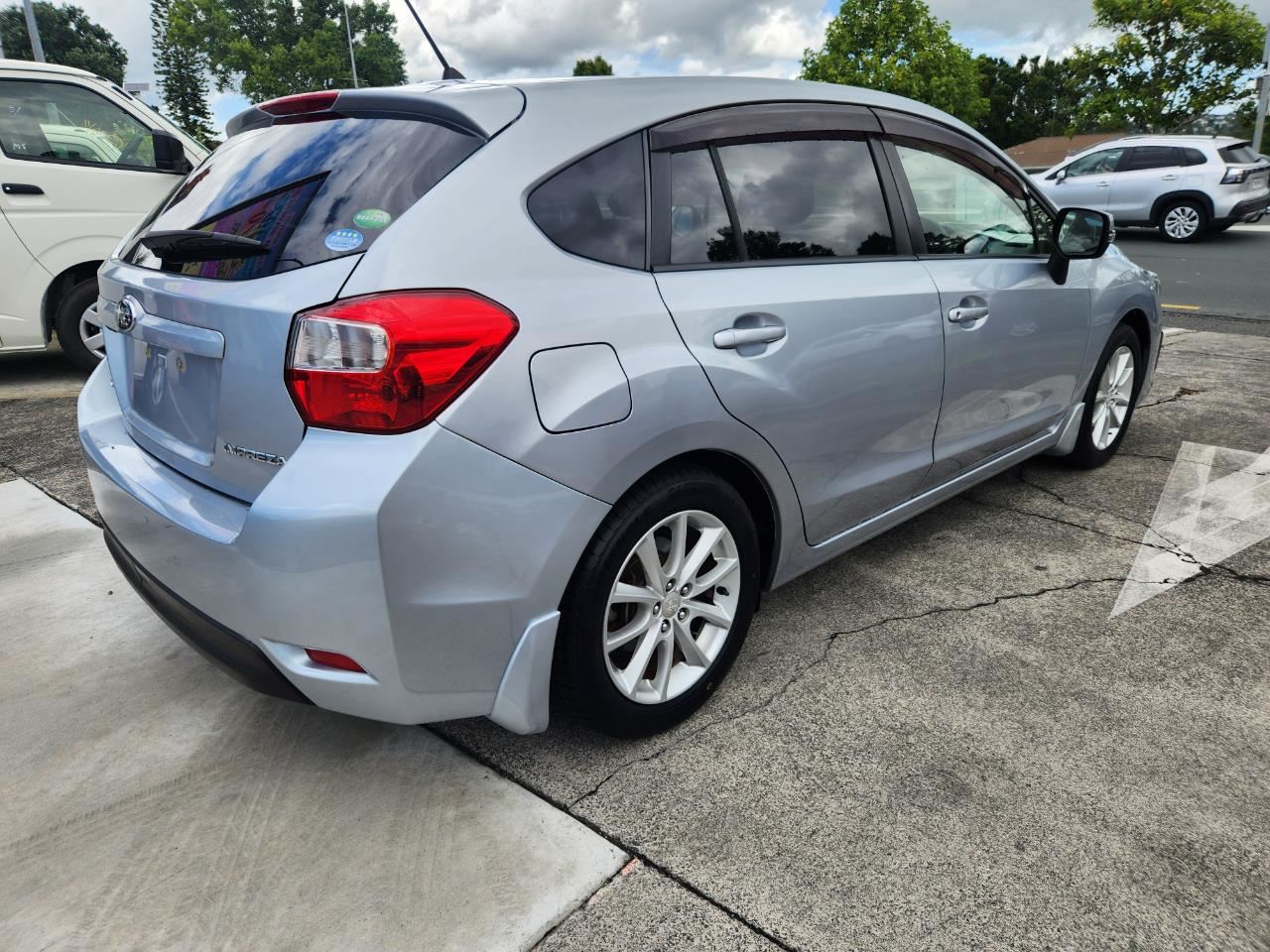 Vehicle image 5