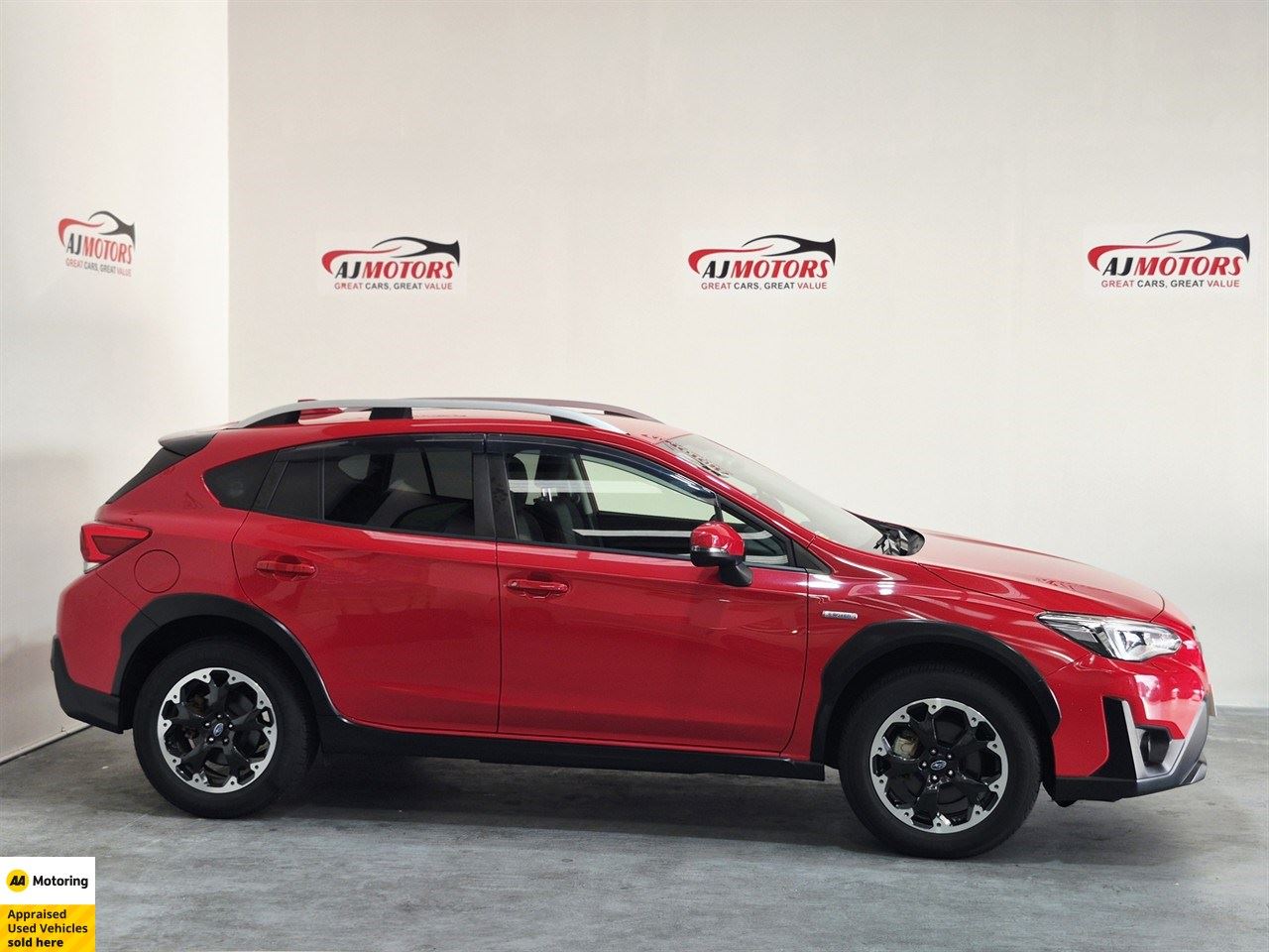 Vehicle image 3
