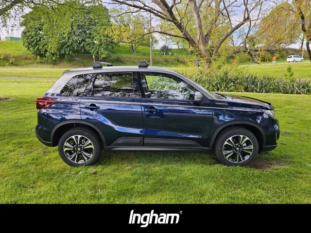 Vehicle image 4