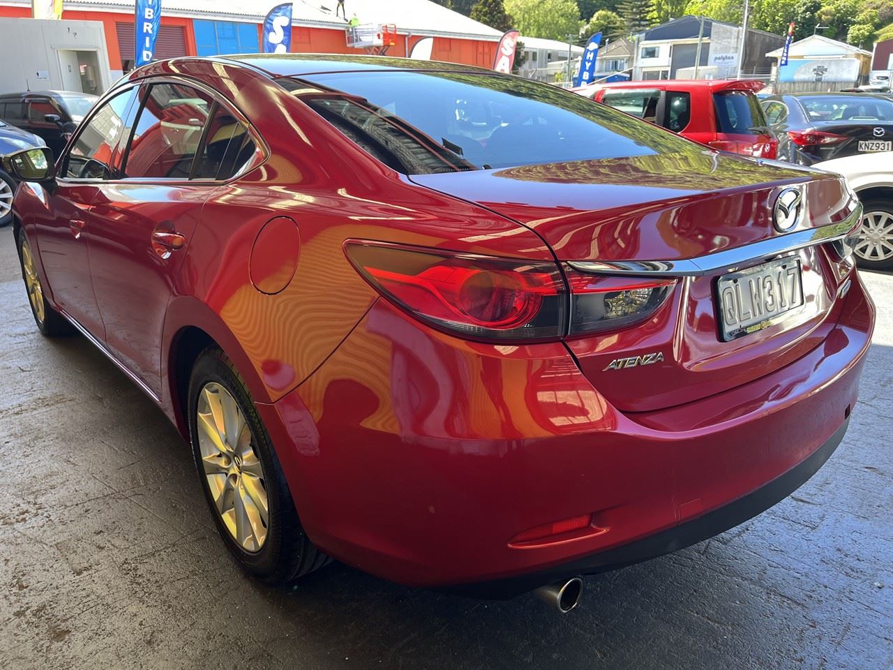 Vehicle image 4