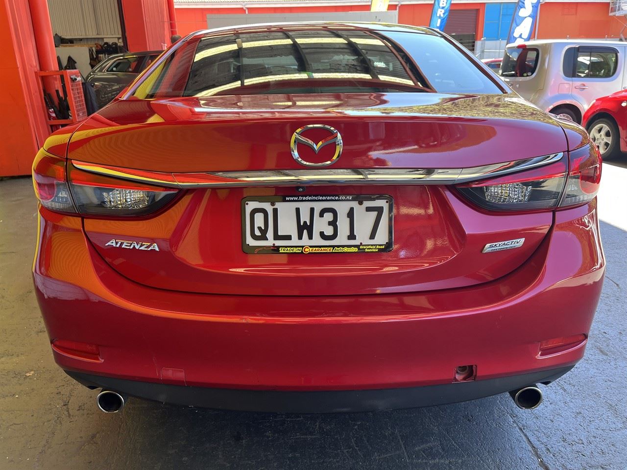 Vehicle image 5
