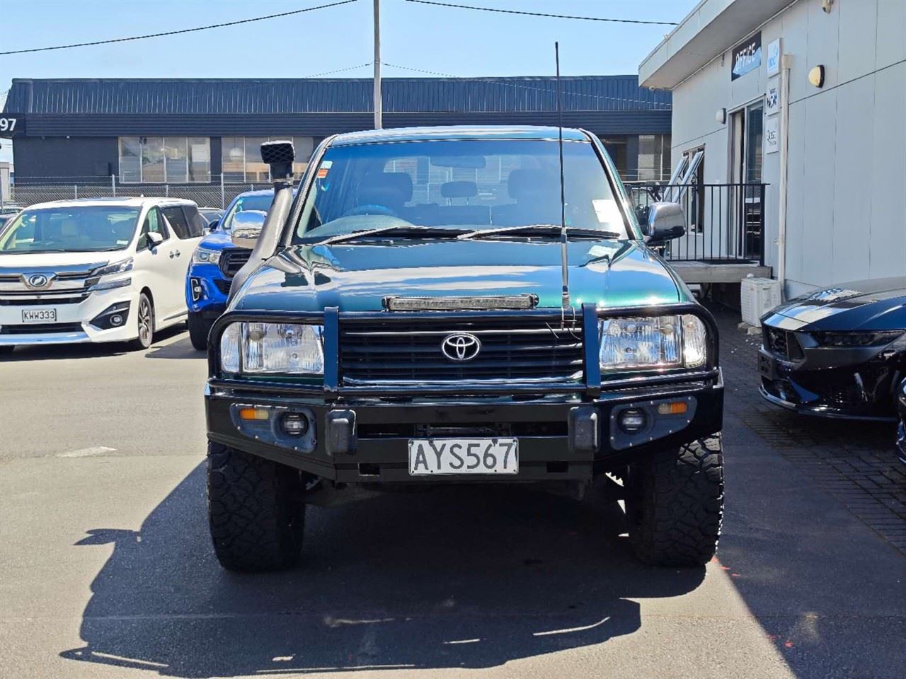 Vehicle image 3