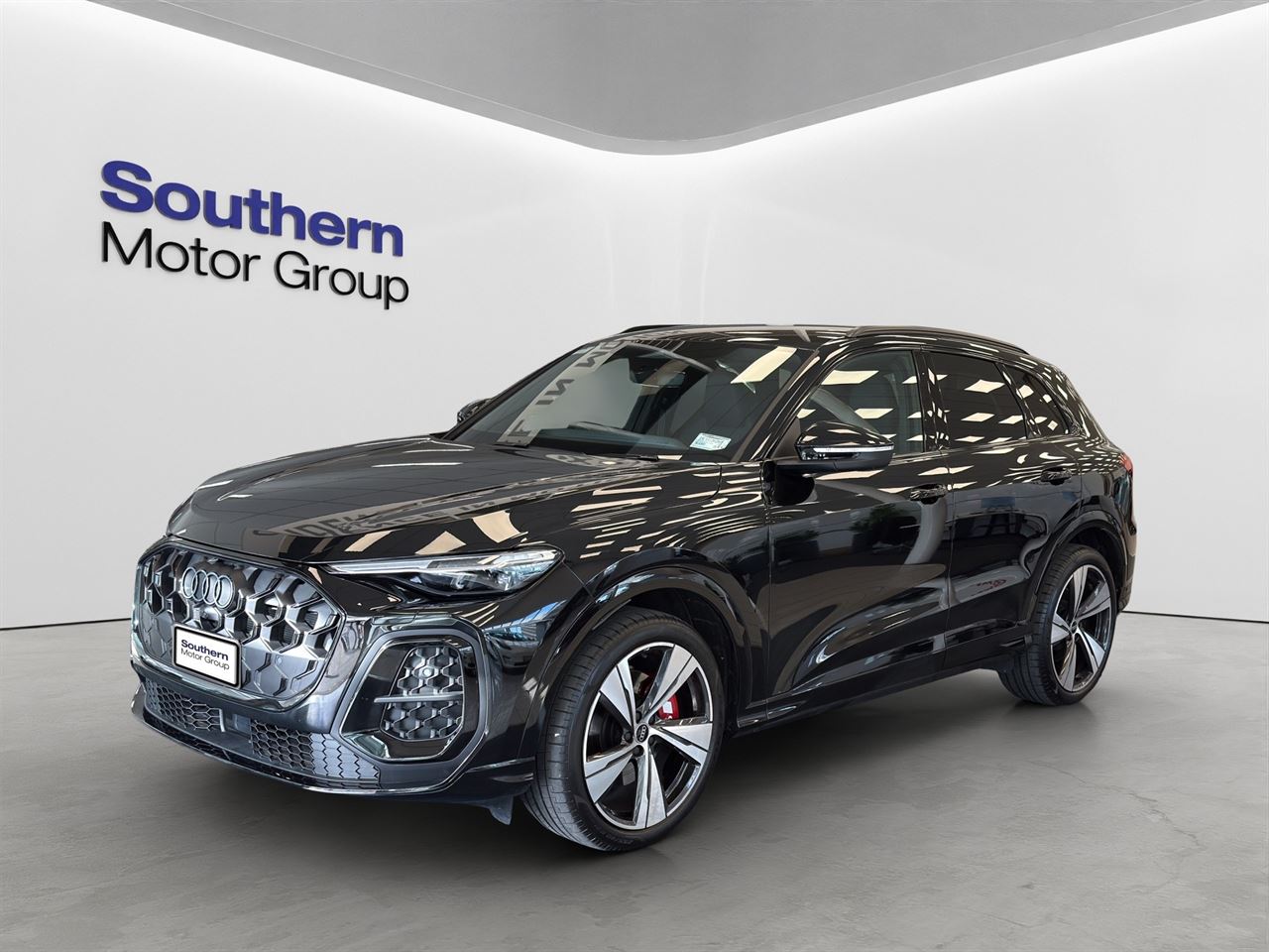 Vehicle image 3