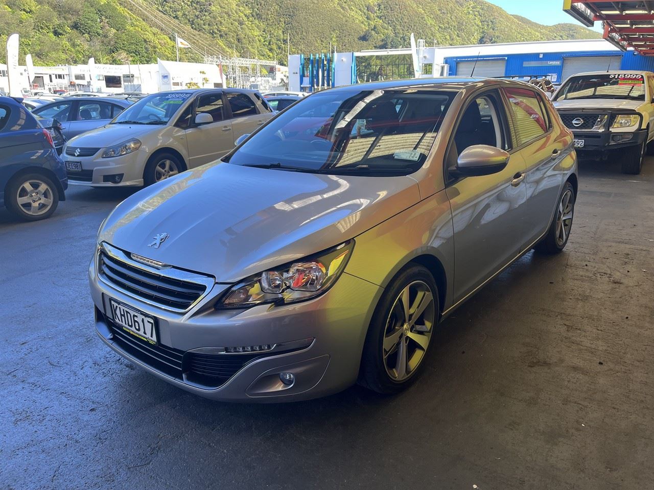 Vehicle image 3