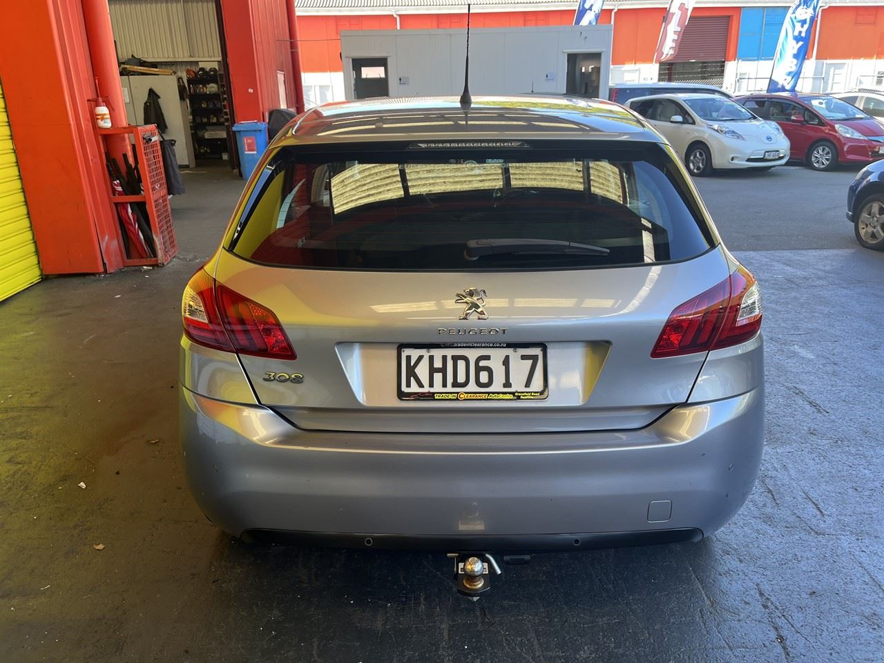 Vehicle image 5