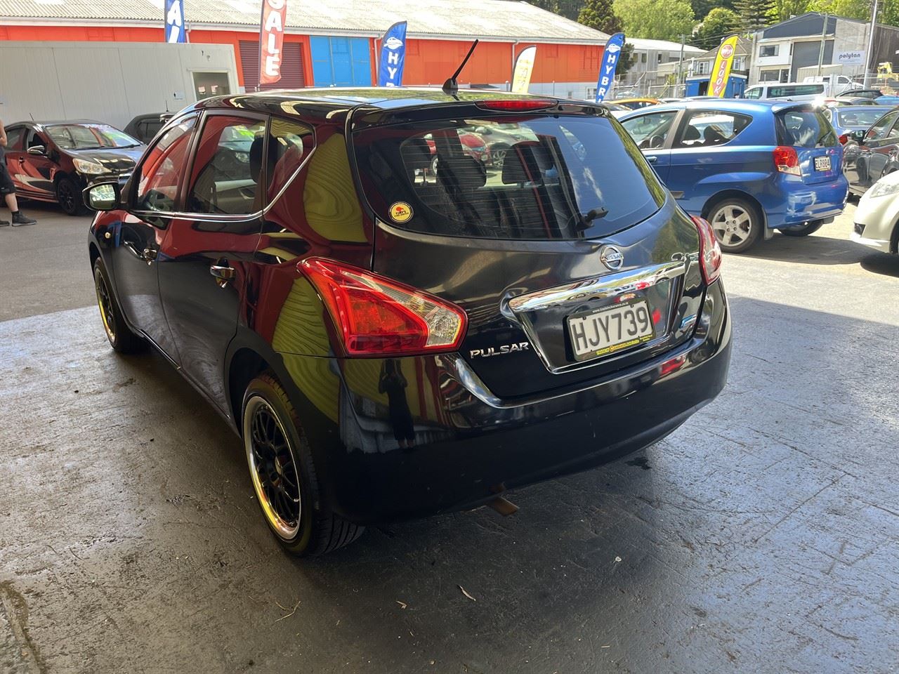 Vehicle image 4