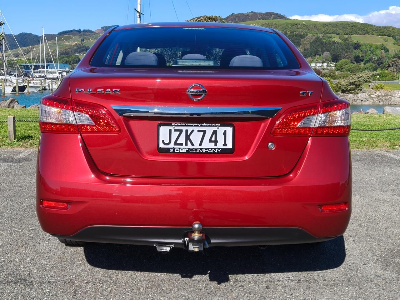 Vehicle image 5