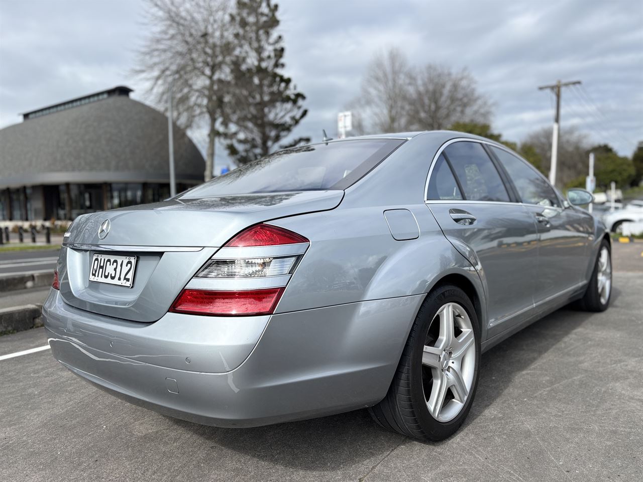 Vehicle image 3