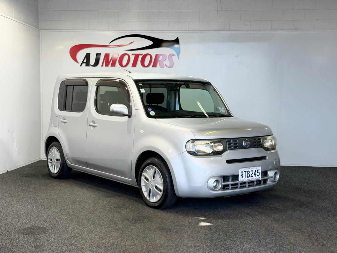 Vehicle image 1
