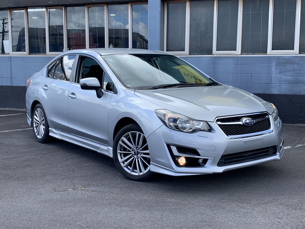 Vehicle image 3