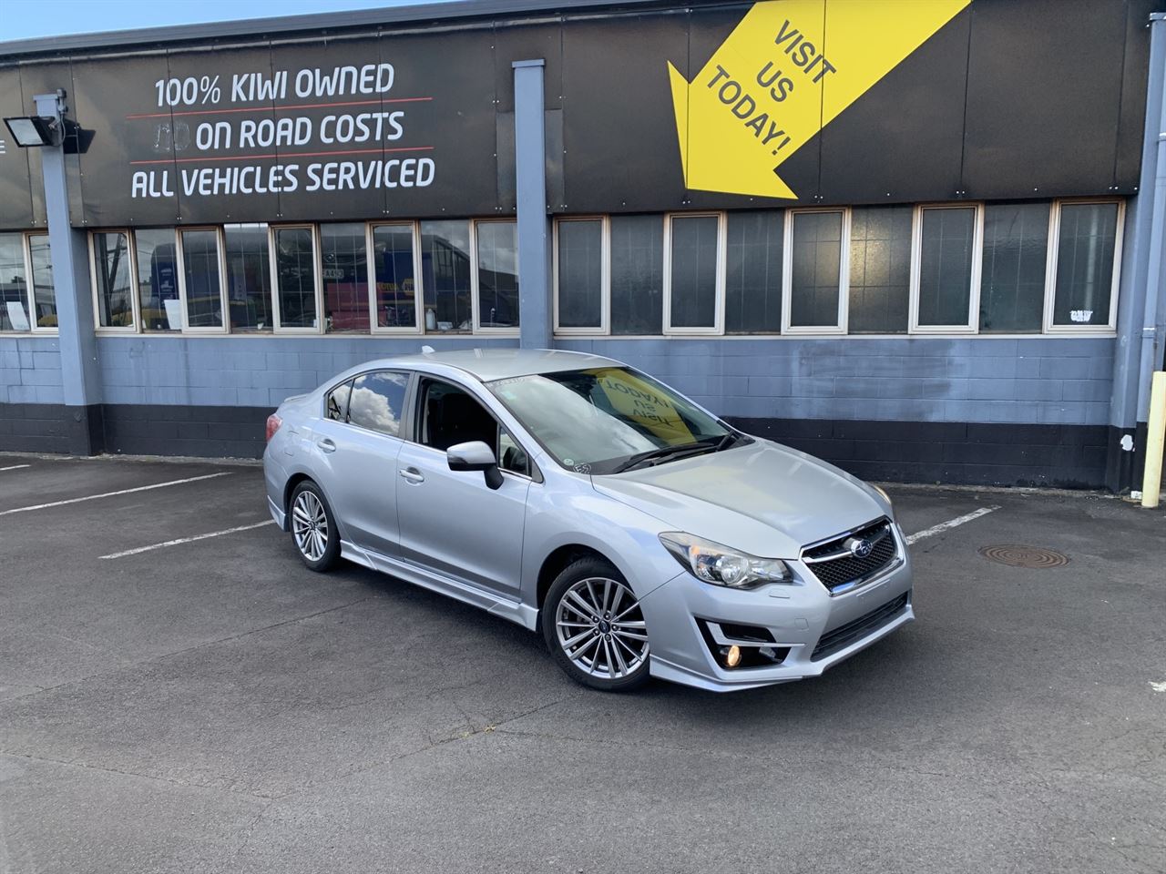Vehicle image 5