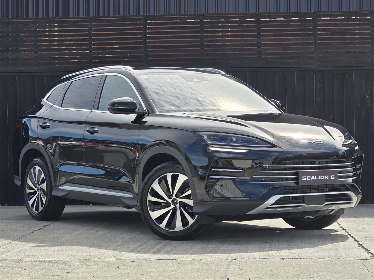 Vehicle image 1