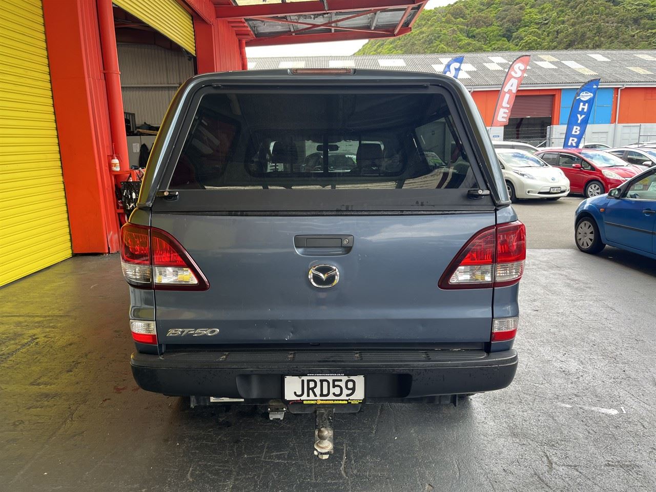 Vehicle image 5