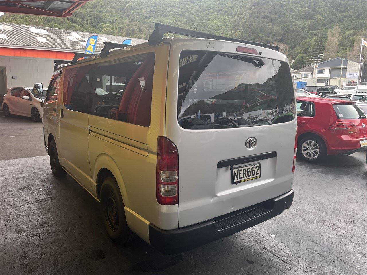 Vehicle image 5