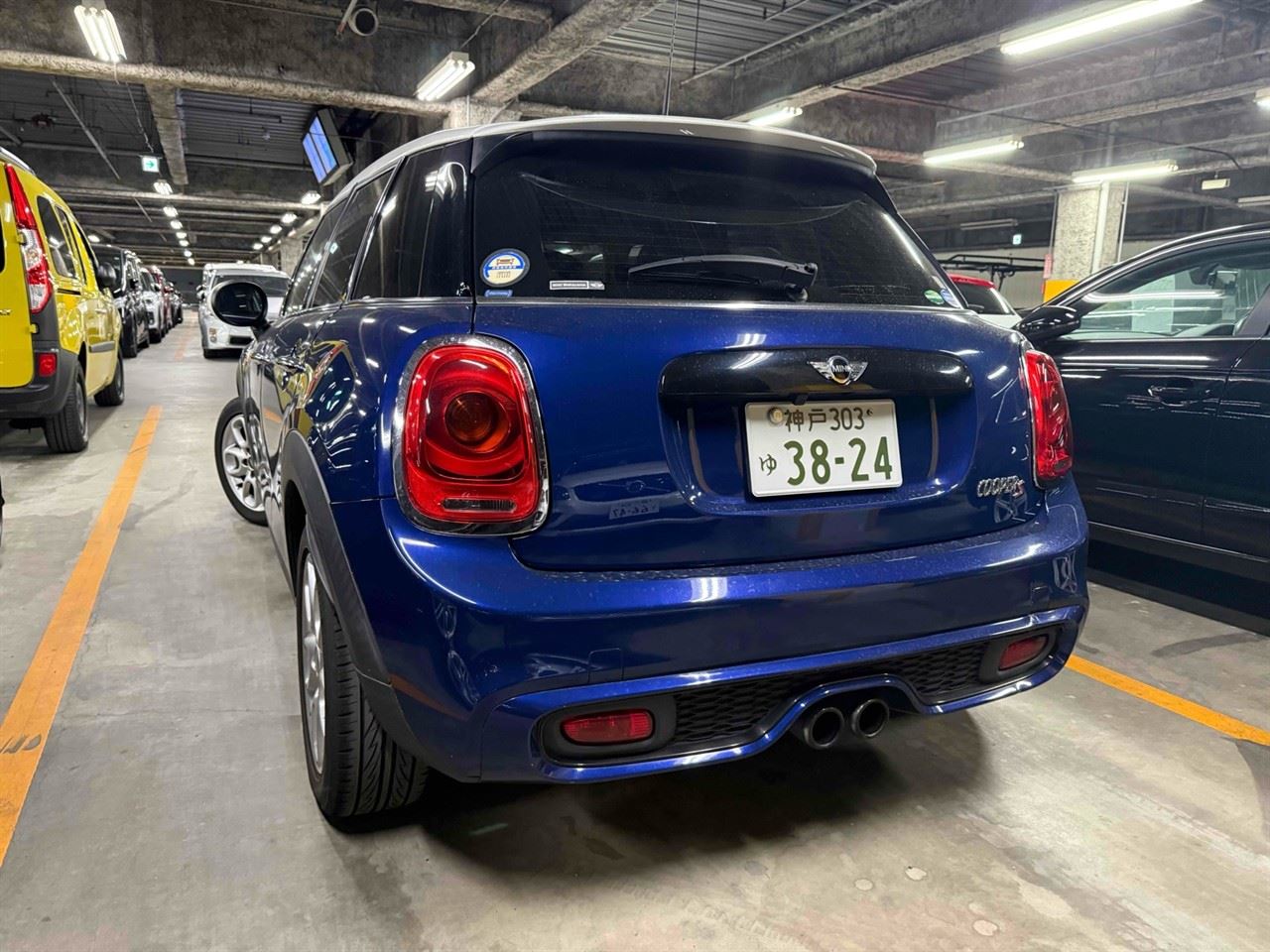 Vehicle image 2