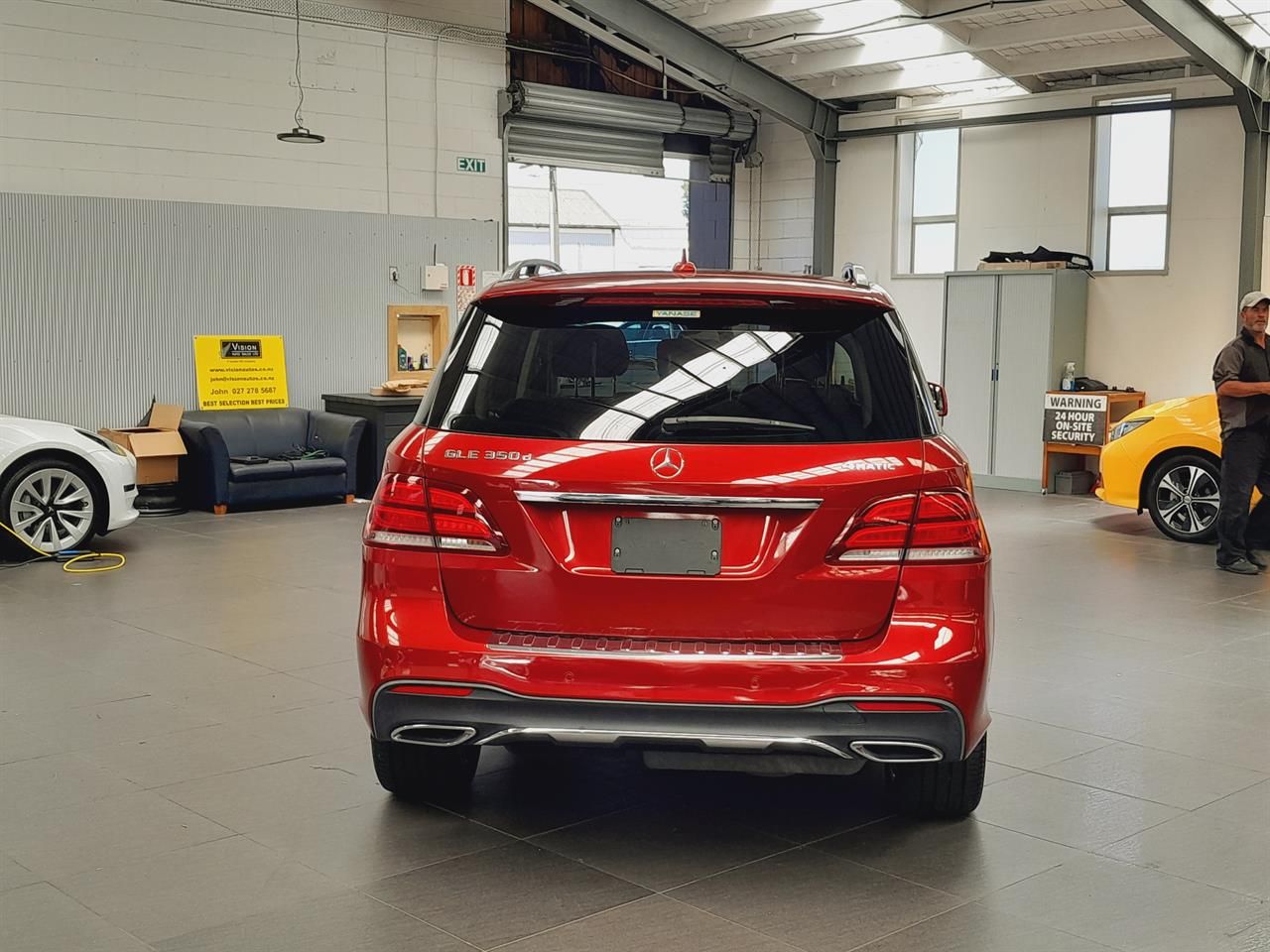 Vehicle image 5