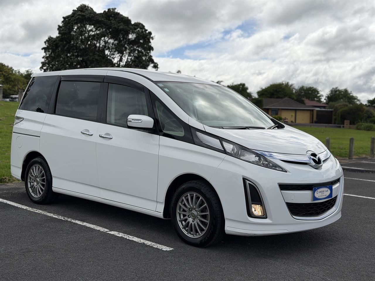 Vehicle image 3