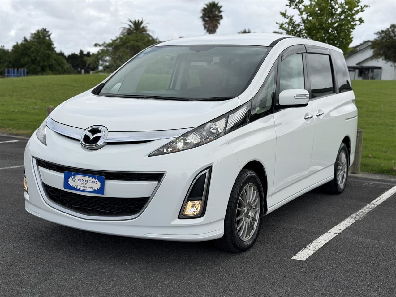 Vehicle image 5