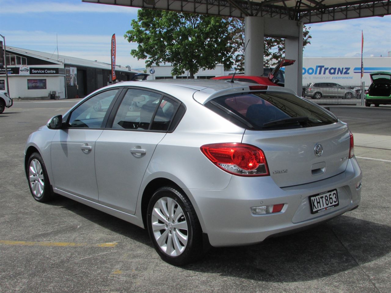 Vehicle image 5