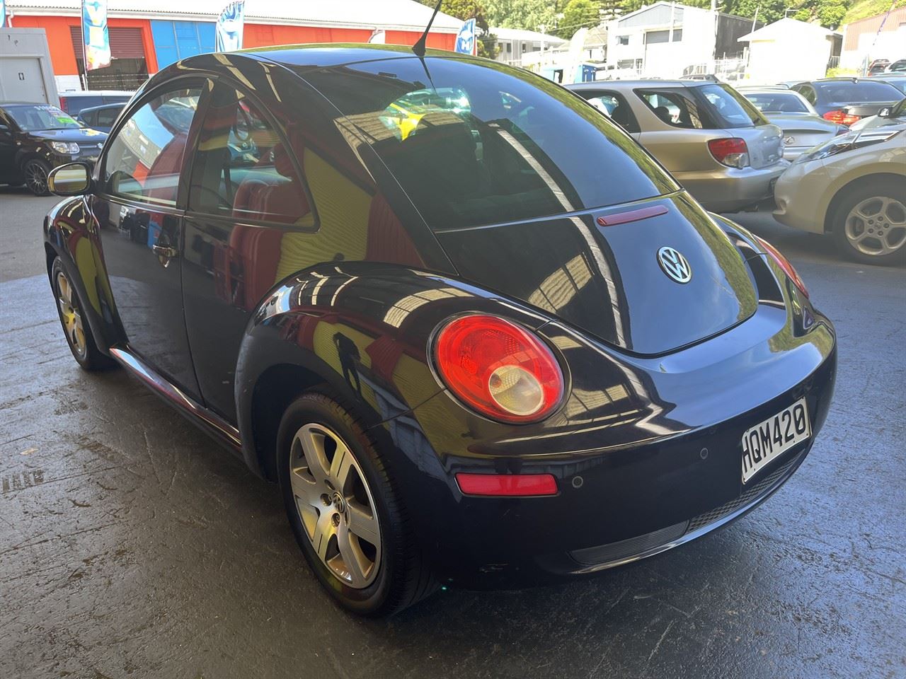Vehicle image 4