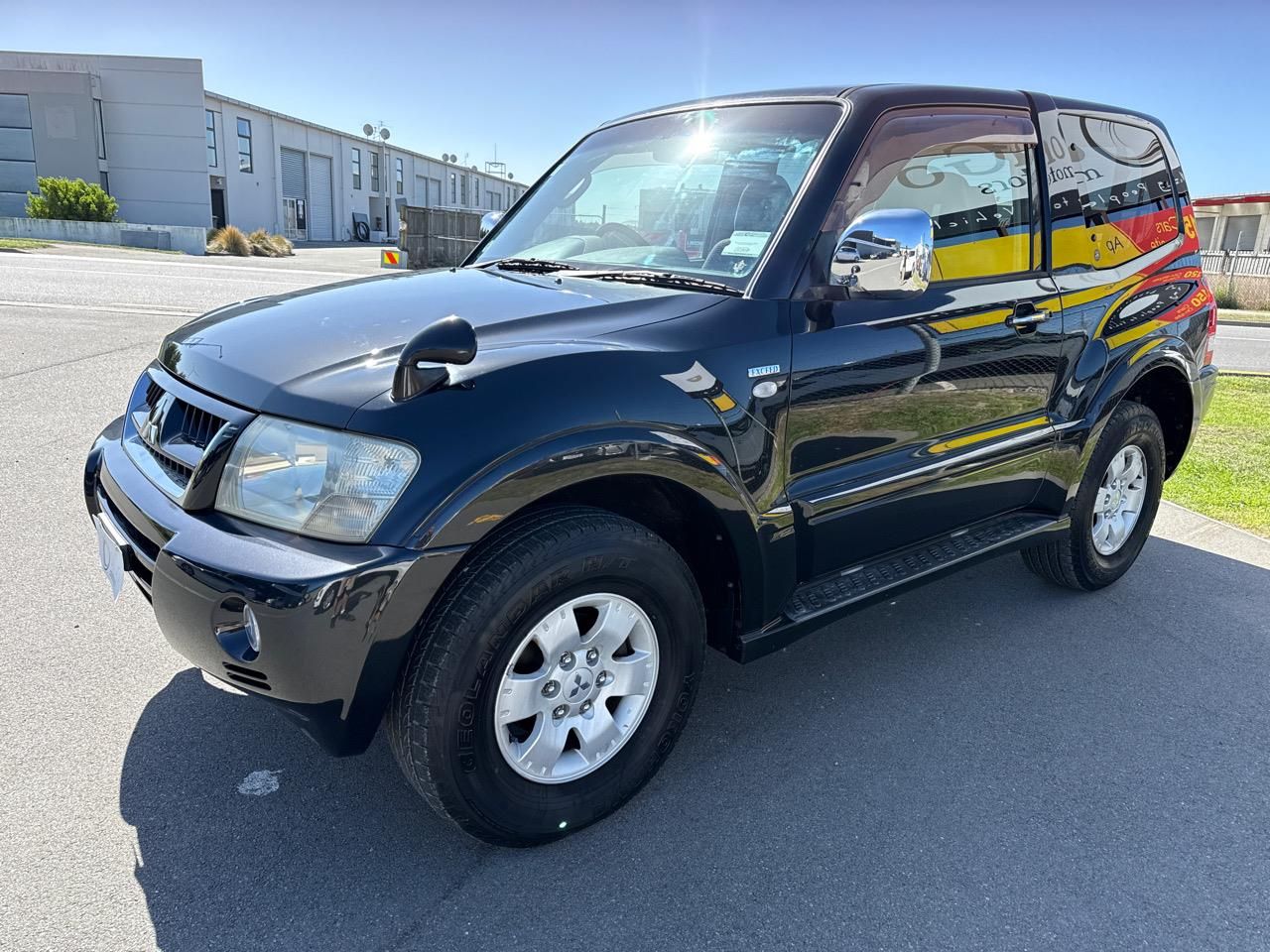 Vehicle image 4