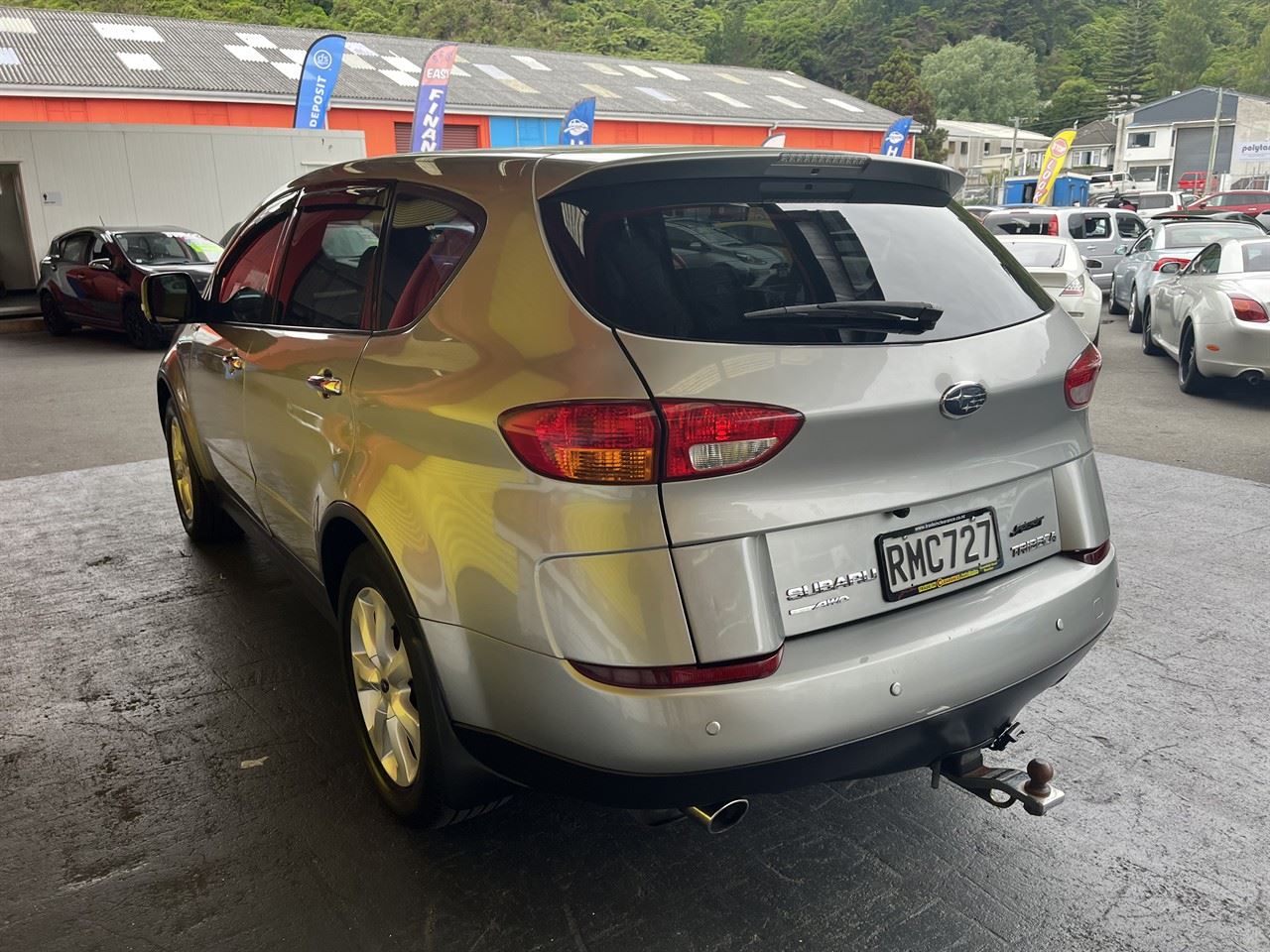 Vehicle image 4