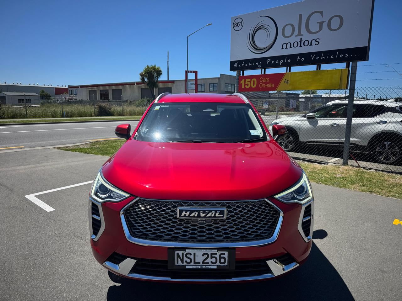 Vehicle image 3