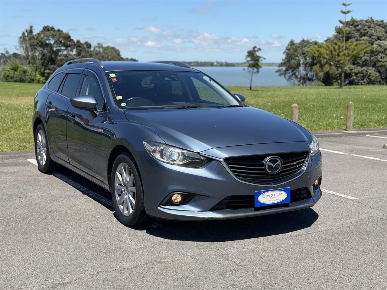 Vehicle image 3