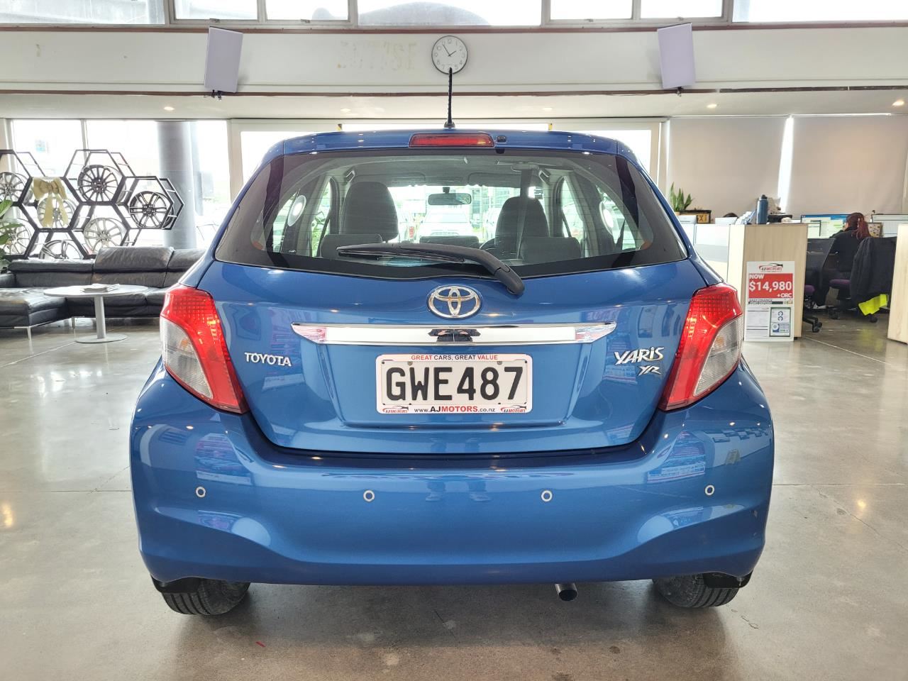 Vehicle image 5