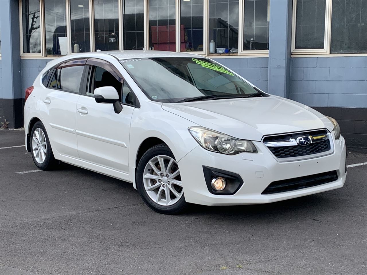 Vehicle image 5