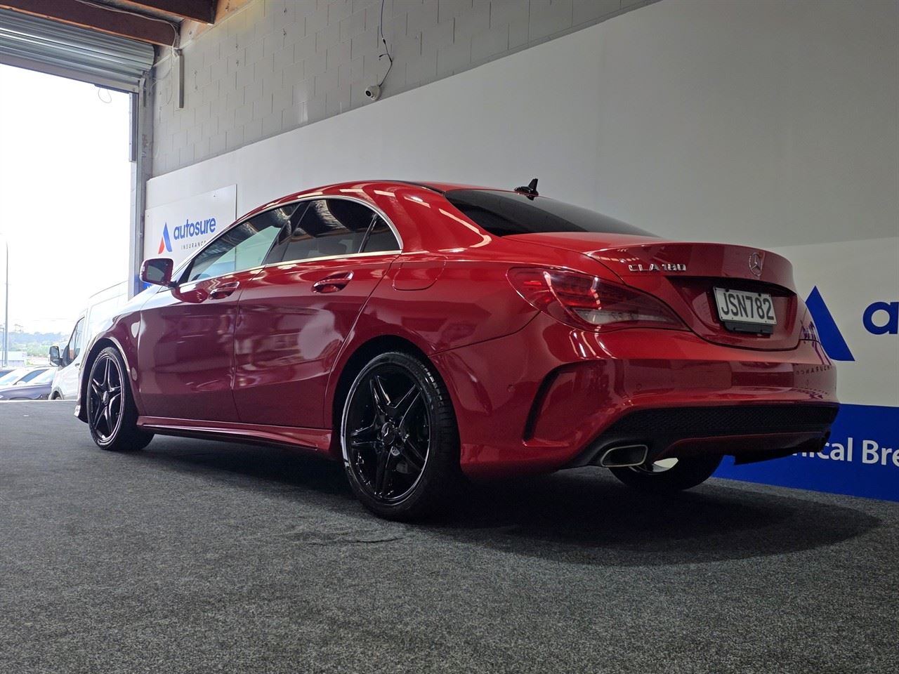 Vehicle image 5