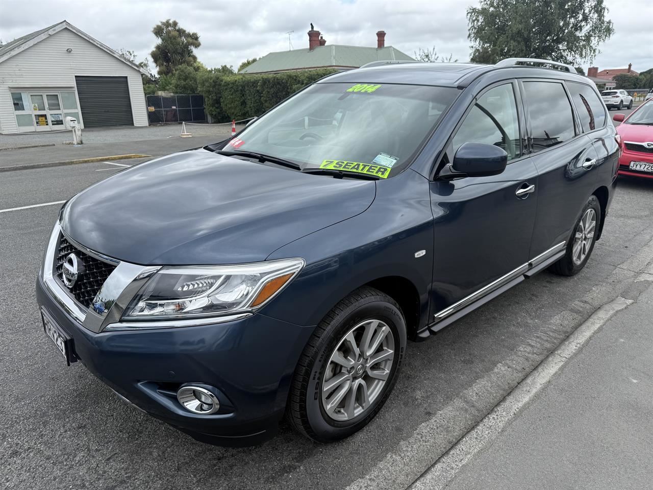Vehicle image 3