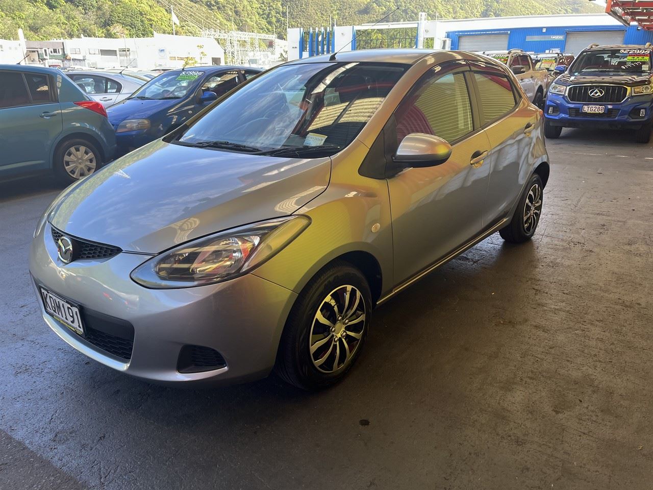 Vehicle image 3